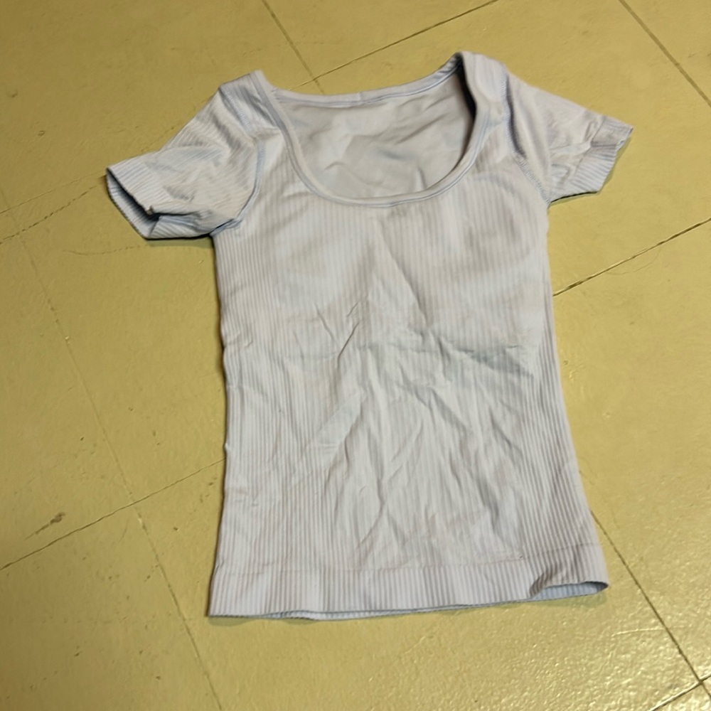 Lululemon EBB to street shirt with built in bra